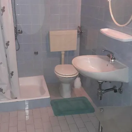 Karlo Apartman *